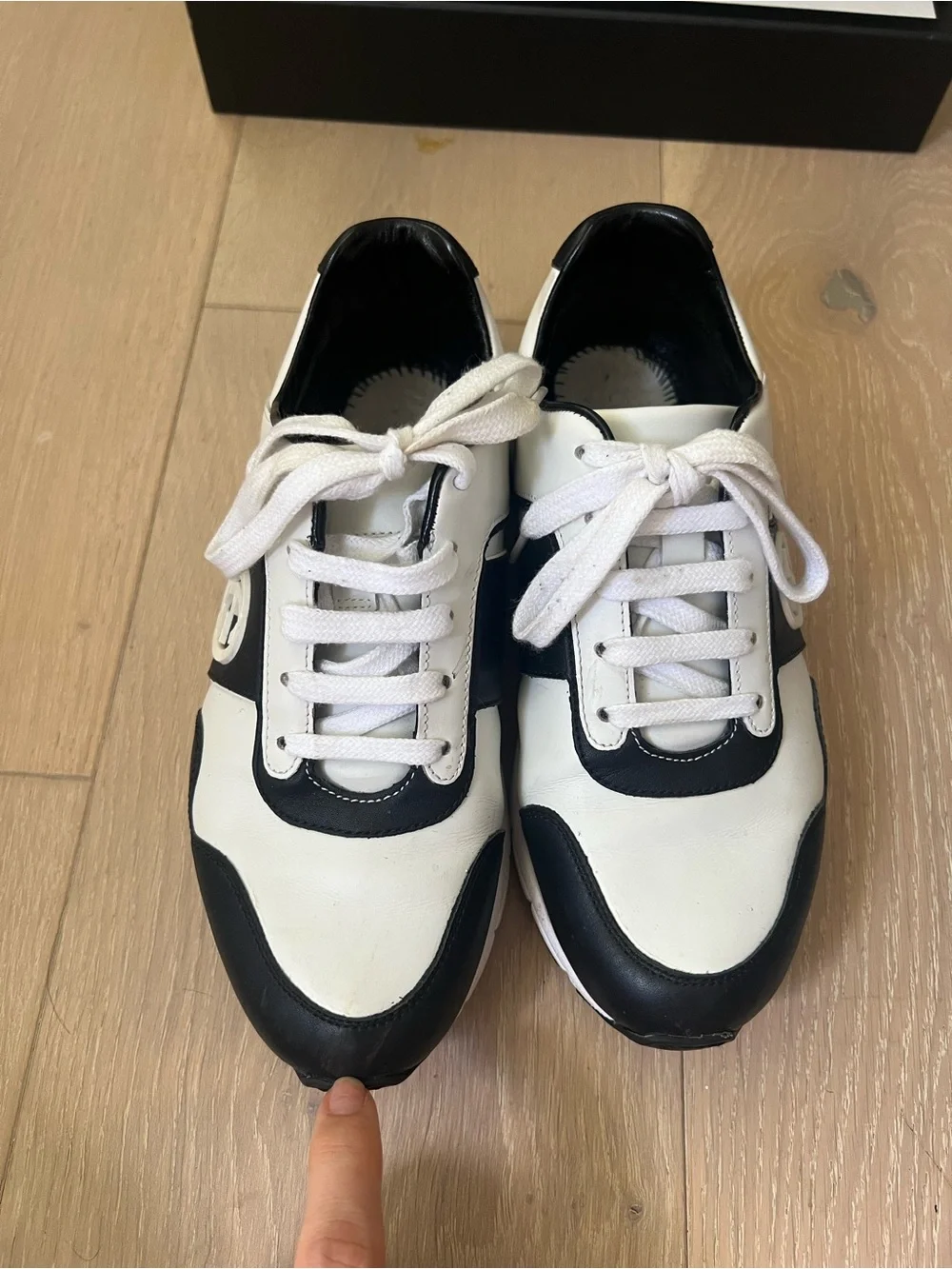 Gucci luxury low